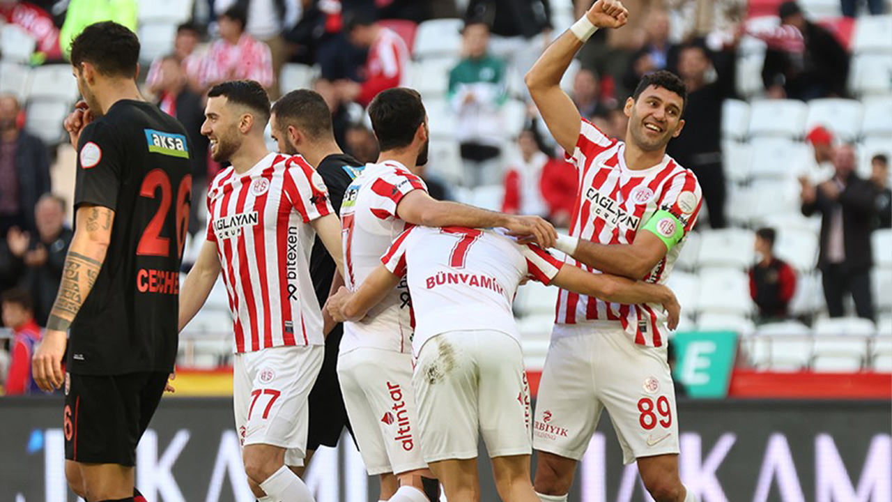 Fatih Karagümrük Antalyaspor