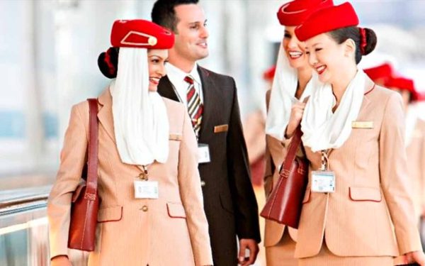 Emirates Kabin Memuru Başvuru Yap! Şartları 2024