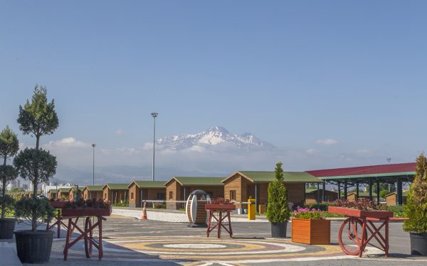 Kayseri Büyükşehir Belediyesi’nden Emeklilere Özel: 2 Bin 543 Hobi Bahçesi Başvuruları Açıldı